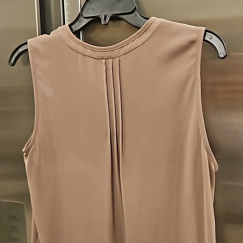 💕PLEIONE💕 Sleeveless Blouse with Pleating Detail ~ Taupe Small